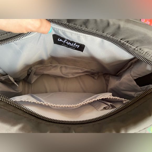 NEW Lug Puddle Jumper Convertible Tote Overnight / Gym Bag Infinity Series Black - Picture 4 of 10